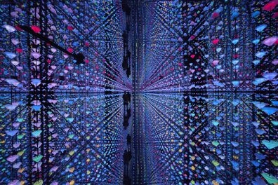 Multicolor mirrored infinity room by Studio Irma at Moco Museum Amsterdam
